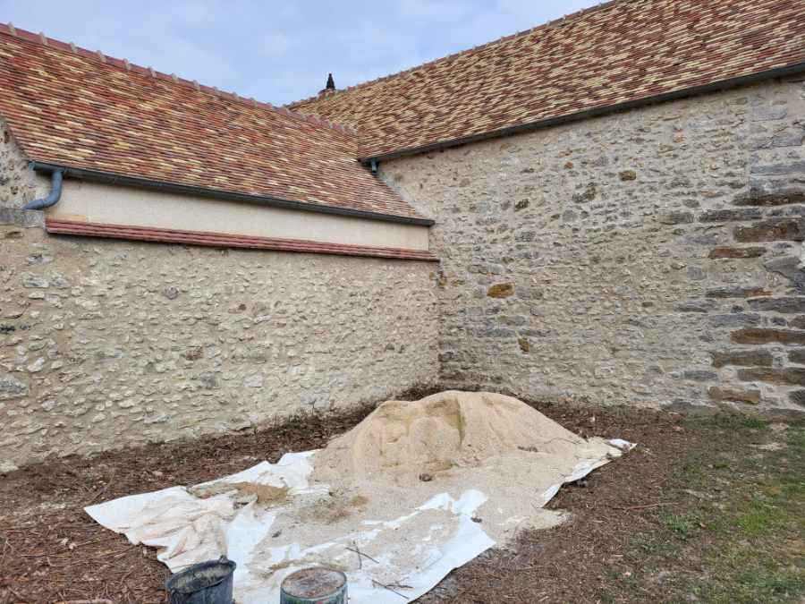 Restauration totale d'un mur ancien